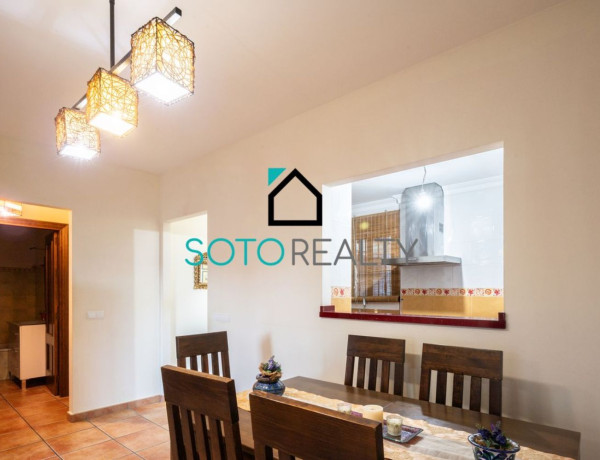 First floor for sale in Marbella, Casares thumbnail 2
