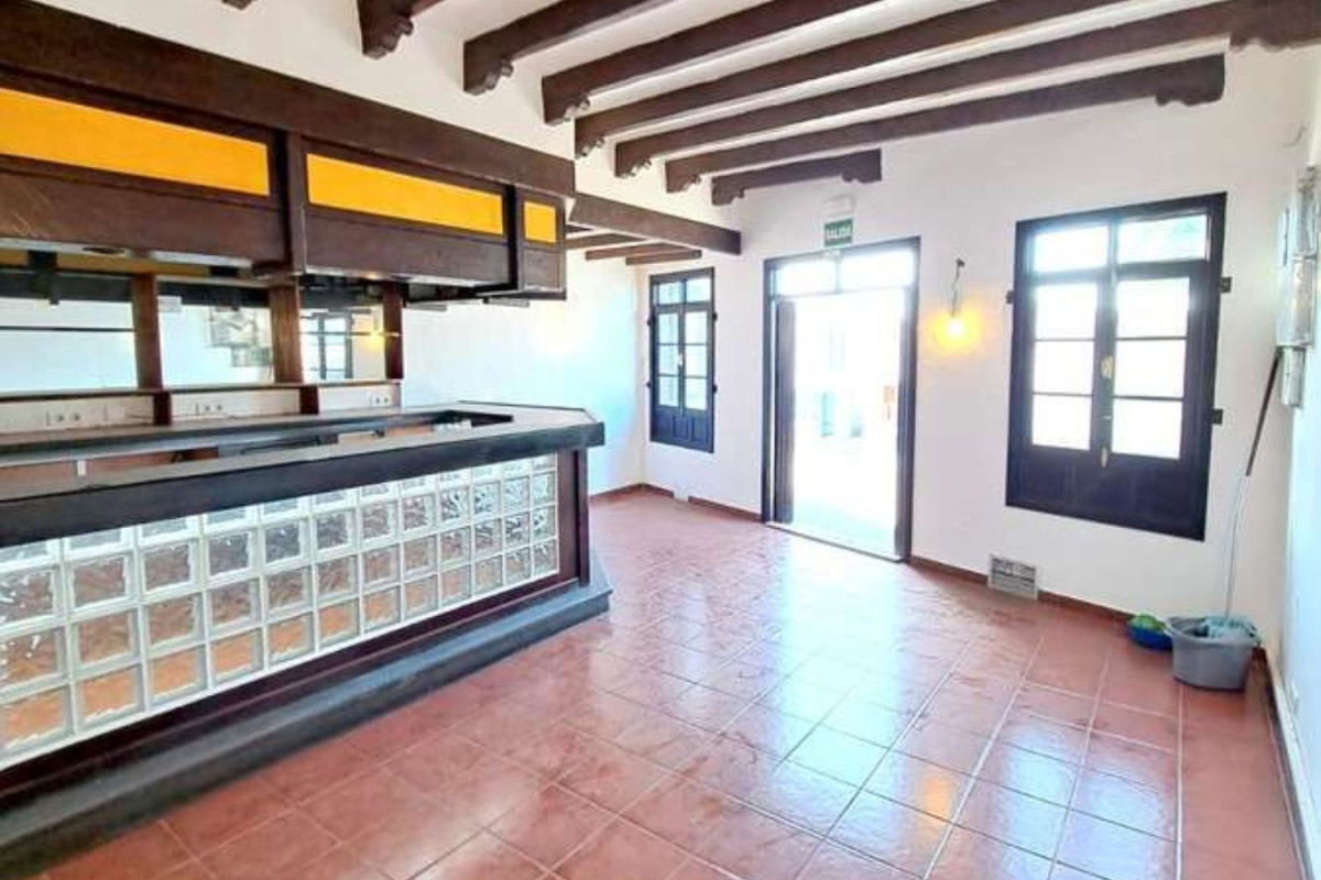 Properties for sale and rent in Spain photo 2