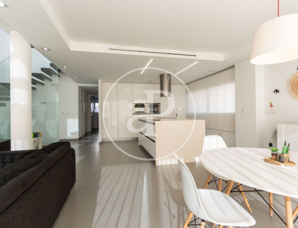 Chalet adosado en venta en  Calle Roíc de Corella , Gandia photo 2
