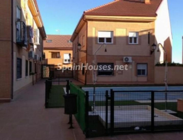 Duplex en venta en , El Viso de San Juan photo 4