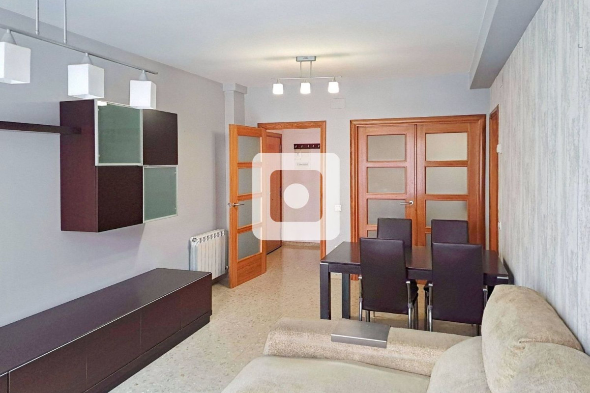 Продажа квартиры на Calle del Pintor Vancells, Терраса
photo 3