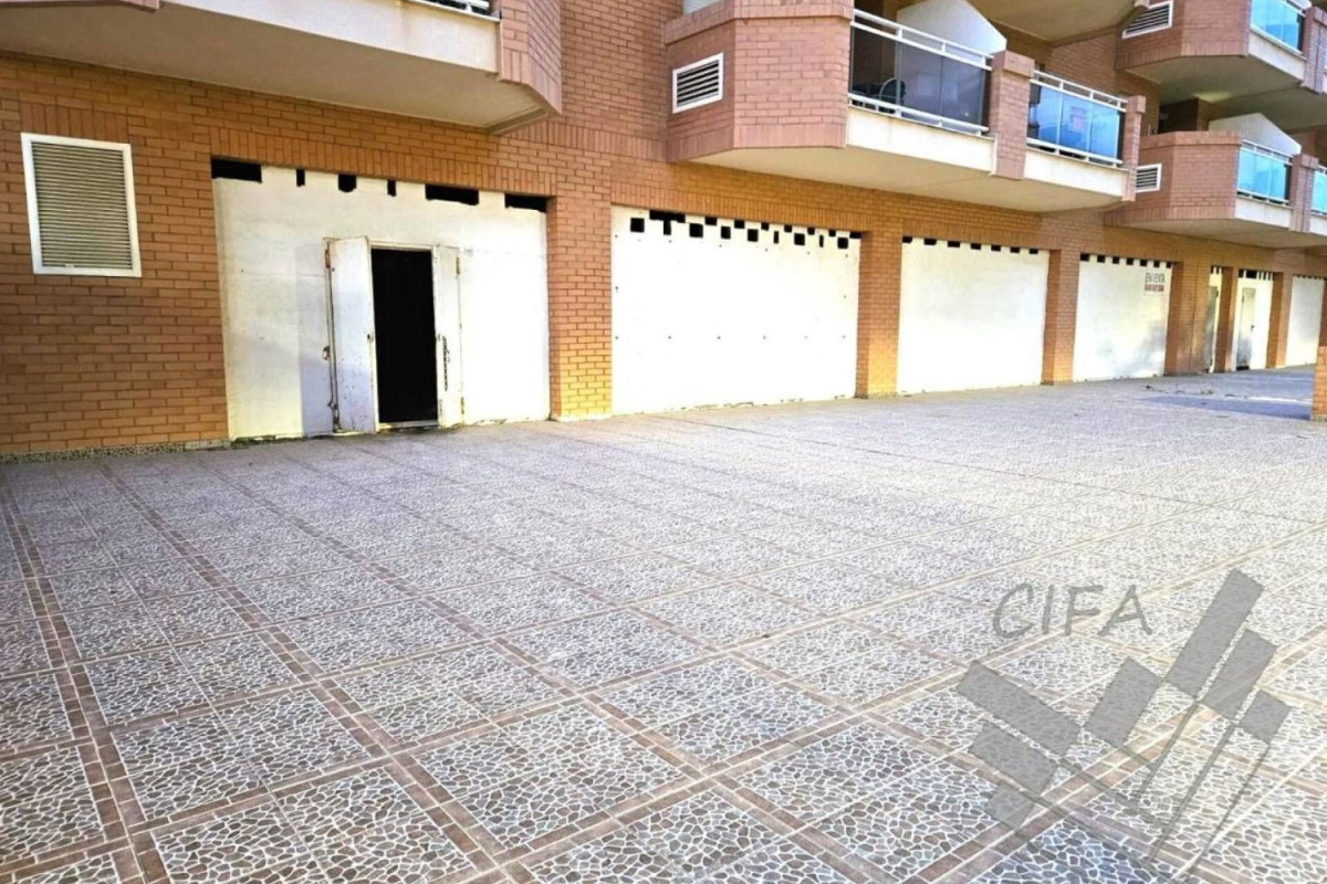 Недвижимость на продажу и в аренду в Испании photo 3
