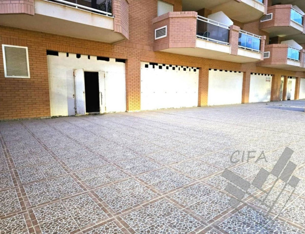 Local en venta en calle Jorge Guillen photo 3