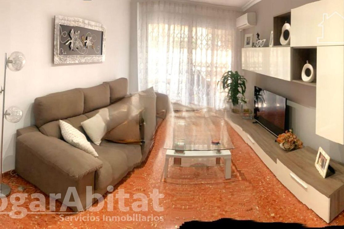 Venta de piso en Calle Mare de Déu dels Desemparats, Burjassot
 photo 2
