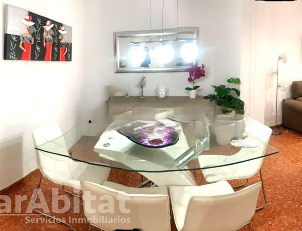 Apartment for sale in Calle Mare de Déu dels Desemparats, Burjassot thumbnail 2