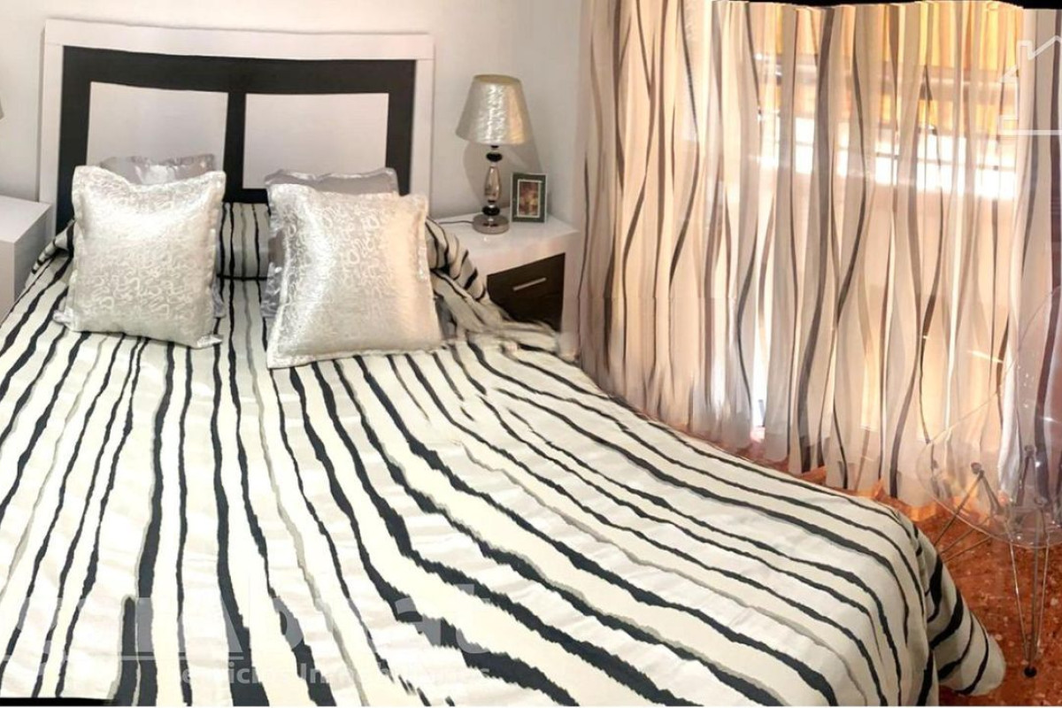 Venta de piso en Calle Mare de Déu dels Desemparats, Burjassot
 photo 5