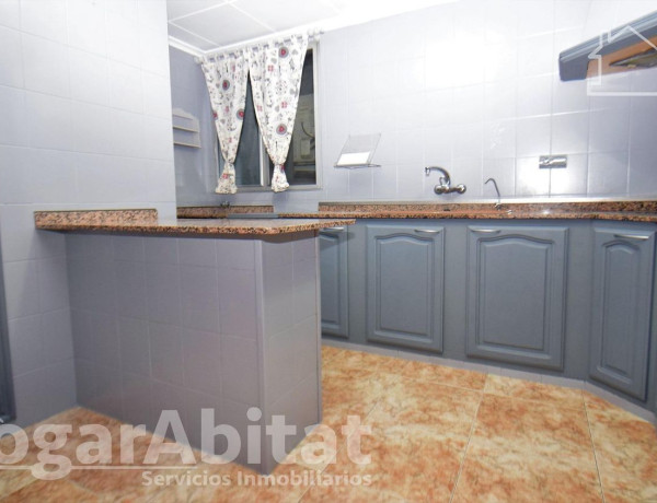 Piso en venta en Zona Pueblo , Sueca thumbnail 1