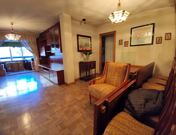 Piso en venta en Calle Ciempozuelos, Getafe photo 1