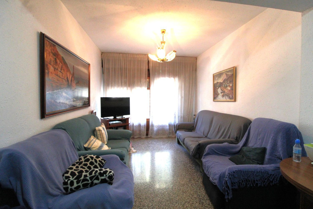 Sale of apartment in Concordia Zone, Burjassot
photo 3
