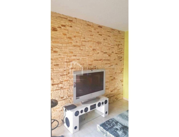 Bajo en venta en  Calle Major, 181, Salt photo 3