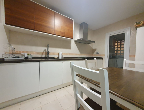 Продажа квартиры в  El Zabal-Santa Margarita , La Linea de la Concepcion photo 1