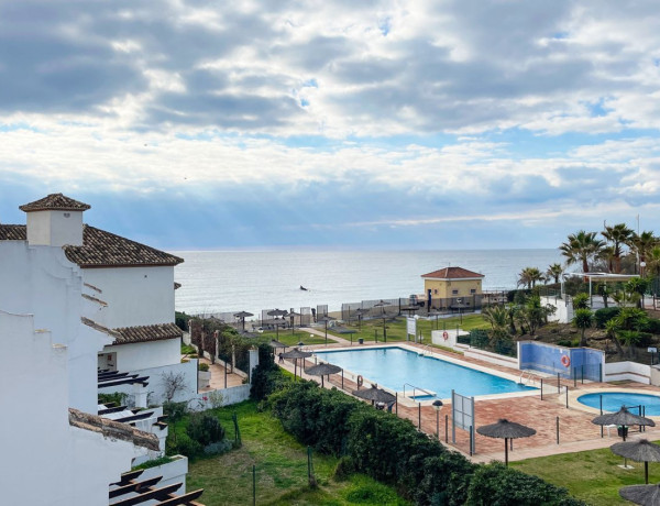 Chalet adosado en venta en Costa Natura , Estepona thumbnail 2