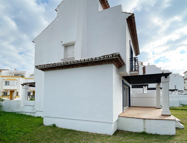 Chalet adosado en venta en  Costa Natura , Estepona photo 4