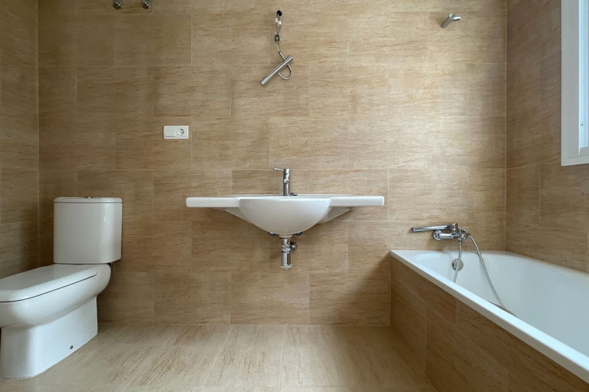 Venta de chalet adosado en Costa Natura , Estepona photo 5