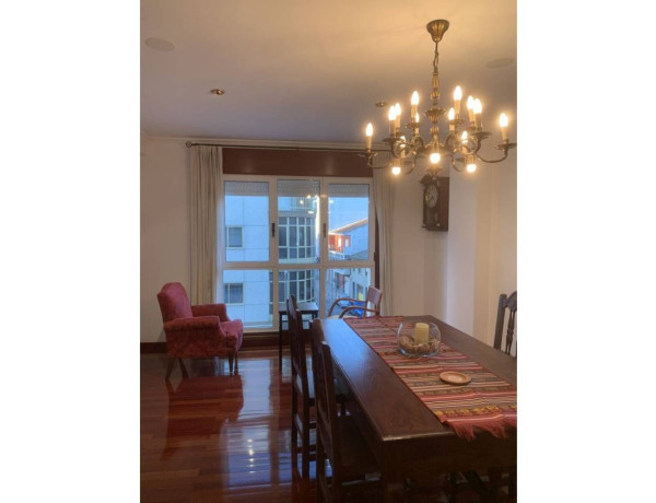Bajo en venta en , Monforte de Lemos photo 1