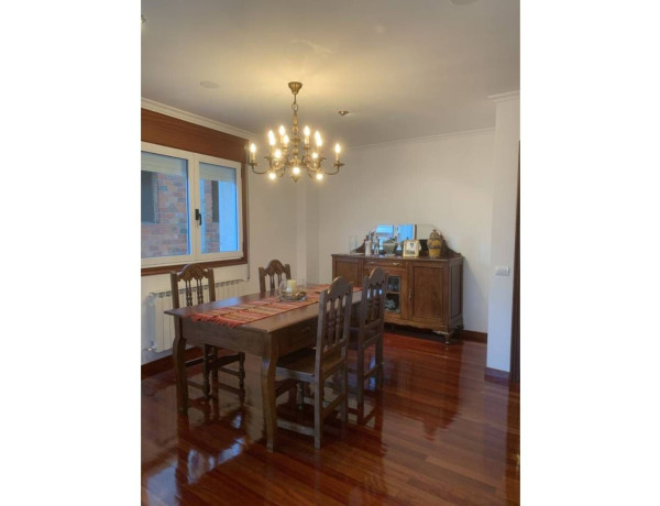 Bajo en venta en , Monforte de Lemos photo 2