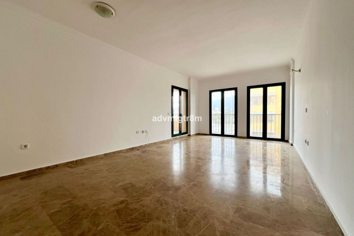 Sale of apartment in San Pedro de Alcántara, Marbella
 photo 2