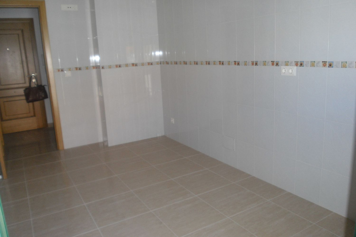 Piso en venta en calle Rinlo, 79, Рианхо
photo 3