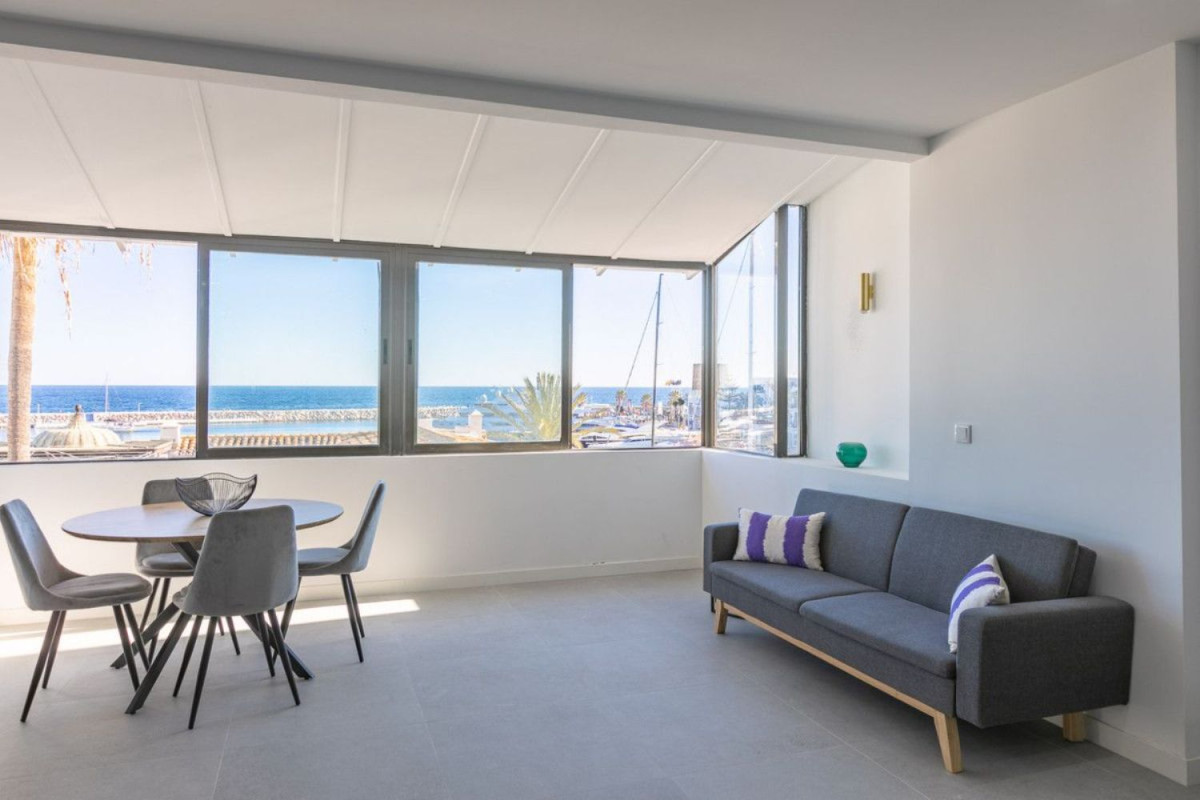 Penthouse sale in Muelle ribera, 27, Marbella photo 5