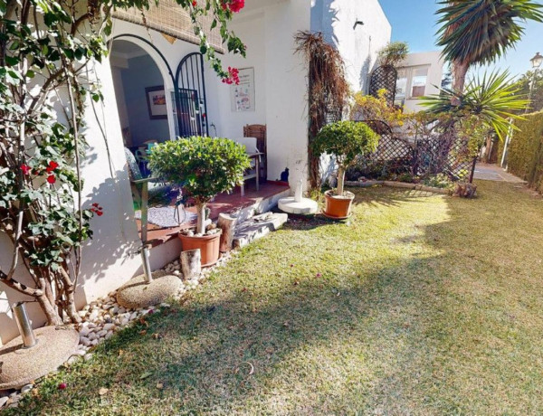 Chalet adosado en venta en Nueva Andalucía , Marbella thumbnail 1