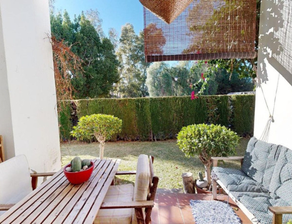 Chalet adosado en venta en Nueva Andalucía , Marbella thumbnail 2