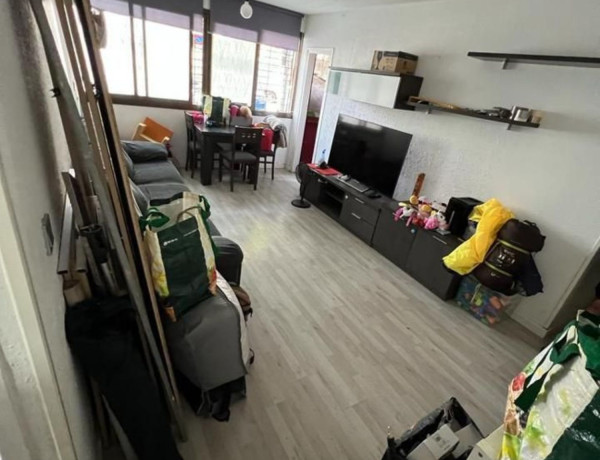 First floor for sale in La Mina , Sant Adriá de Besós photo 1
