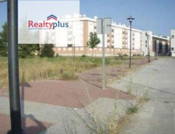 Terreno en venta en calle Calderon photo 1