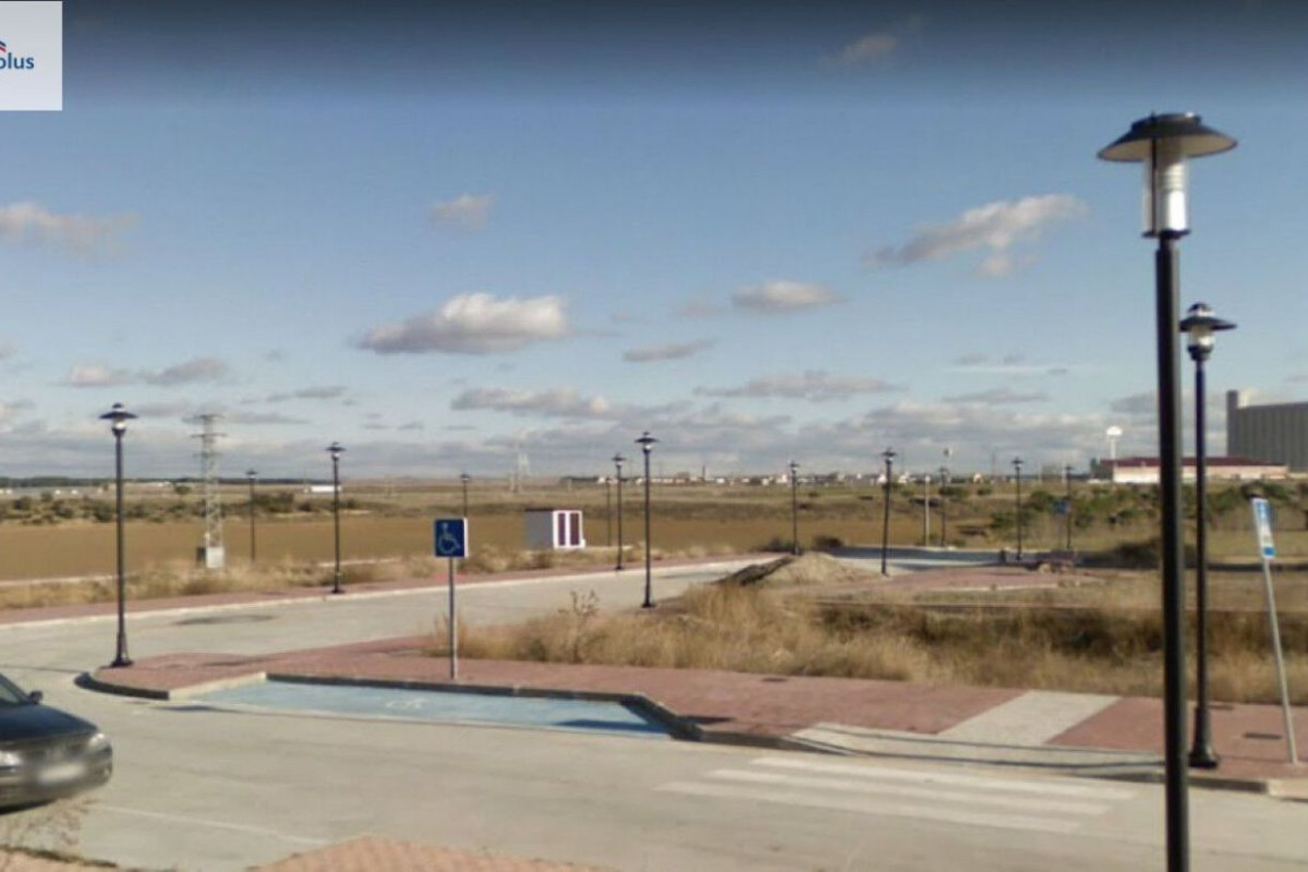 Terreno en venta en Arévalo, Ávila photo 2