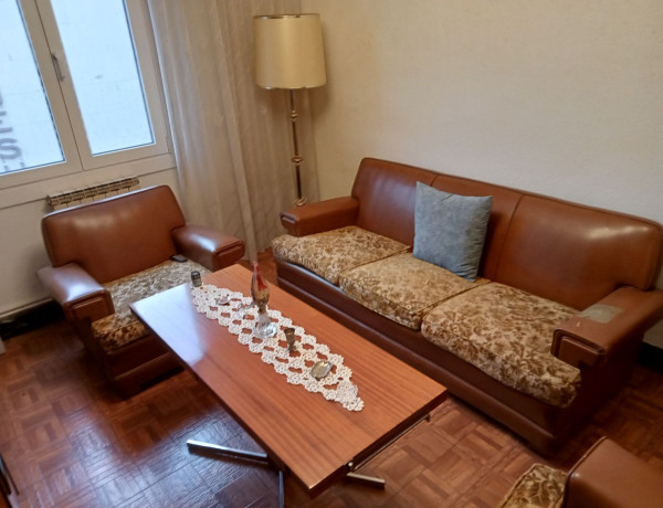 Piso en venta en  BEATO TOMAS DE ZUMARRAGA, Vitoria-Gasteiz photo 3