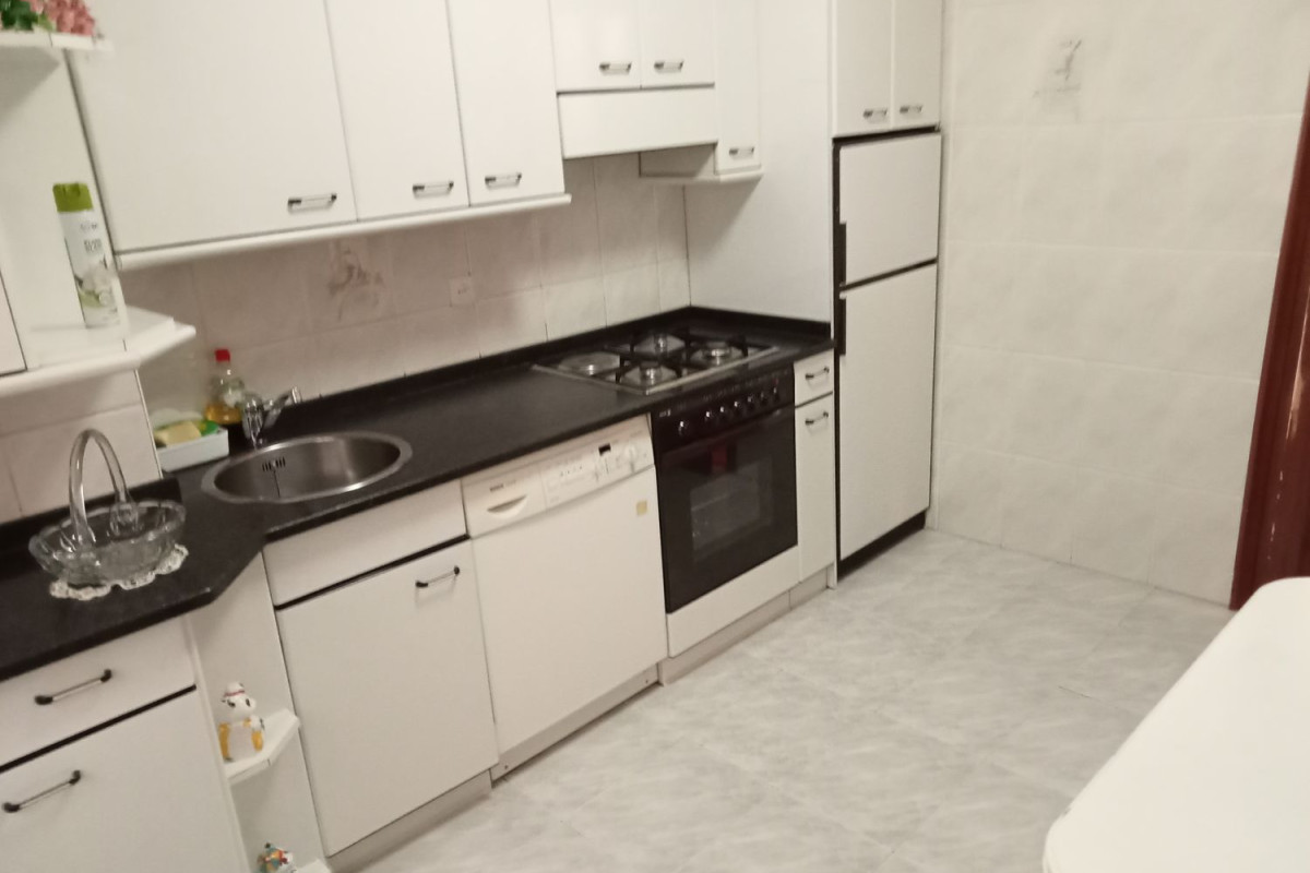 Venta de piso en BEATO TOMAS DE ZUMARRAGA, Vitoria-Gasteiz
photo 4