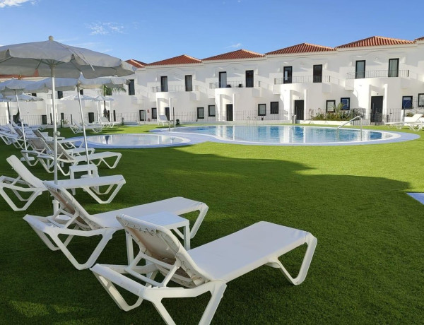 Chalet adosado en venta en Avenida J.M. Galván Bello , San Miguel de Abona photo 1