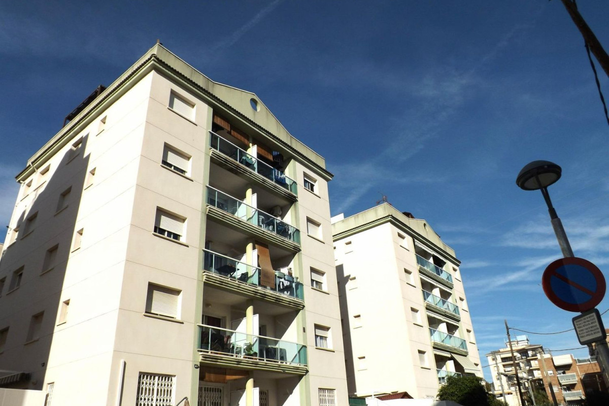 Продажа квартиры на Calle d'Antoni Almazor, 19, Калафель
photo 2