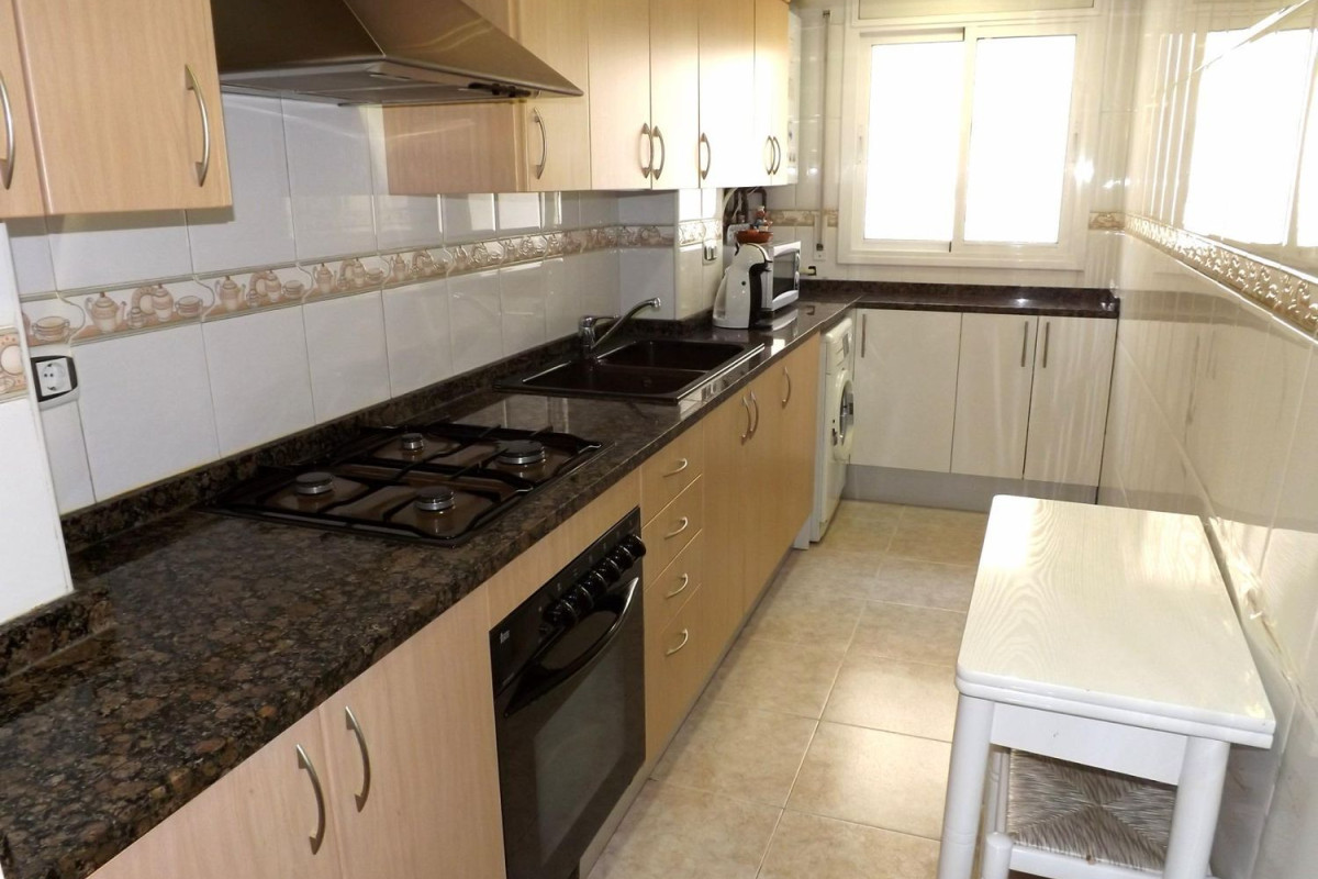 Продажа квартиры на Calle d'Antoni Almazor, 19, Калафель
photo 5