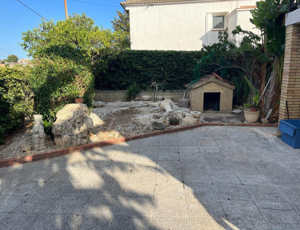 Chalet independiente en venta en  Calle la Pau, Calafell photo 2