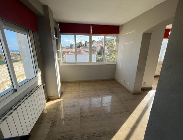 Chalet independiente en venta en  Calle la Pau, Calafell photo 4