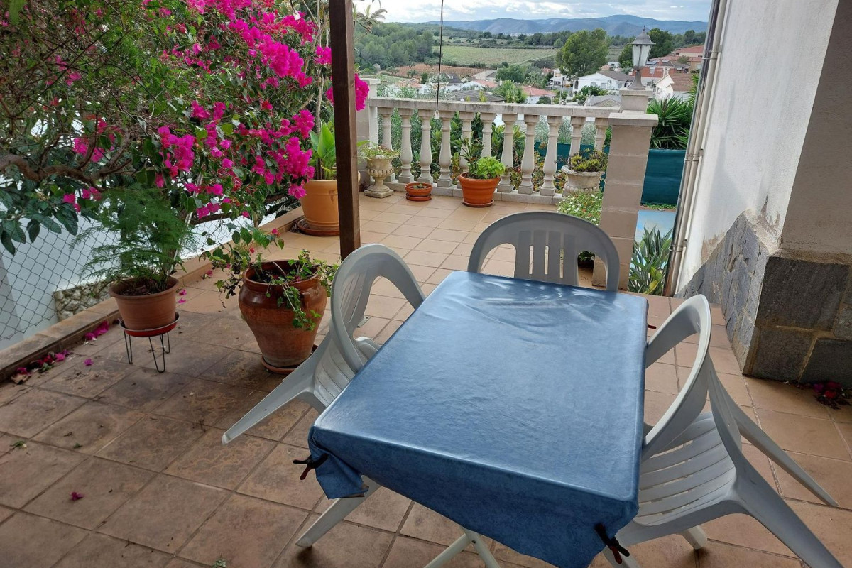Sale of independent chalet in Calle Alp, Calafell
 photo 4