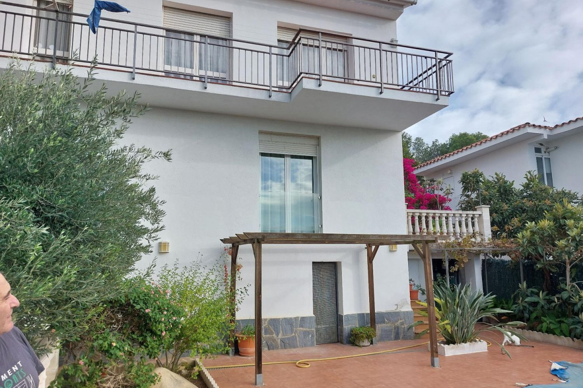 Sale of independent chalet in Calle Alp, Calafell
 photo 5