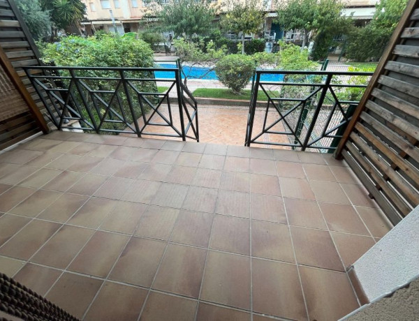 Chalet adosado en venta en  Calle de la Costa Daurada , El Vendrell photo 1