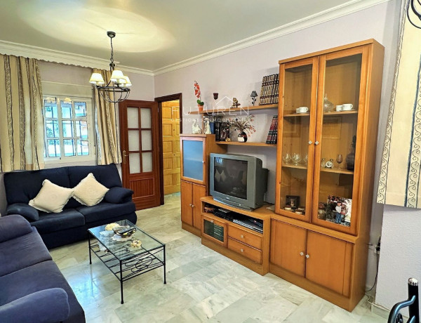 Продажа квартиры в  Centro-San Felipe-Huerta Fava , La Linea de la Concepcion photo 3