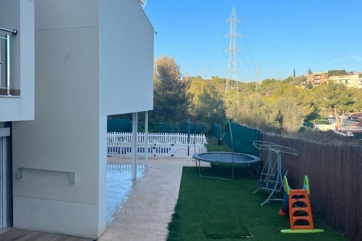 Sprzedaż niezależnego domku jednorodzinnego w Segur de Calafell , Calafell photo 3