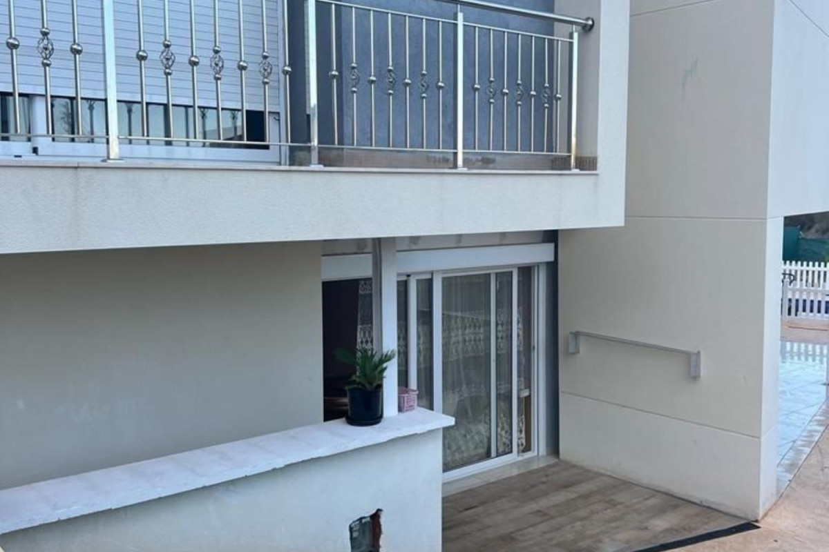 Sprzedaż niezależnego domku jednorodzinnego w Segur de Calafell , Calafell photo 4