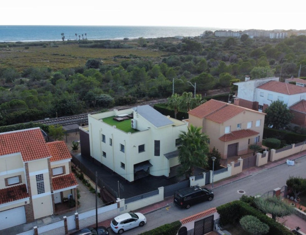 Chalet independiente en venta en  Calle Sant Cosme i Damià, El Vendrell photo 2