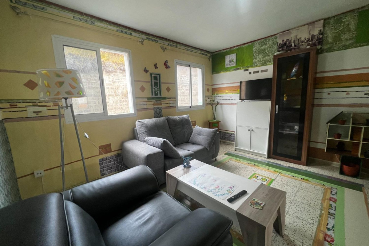 Venta de piso en Calle Gobernador Marín Acuña, Las Palmas de Gran Canaria
 photo 3