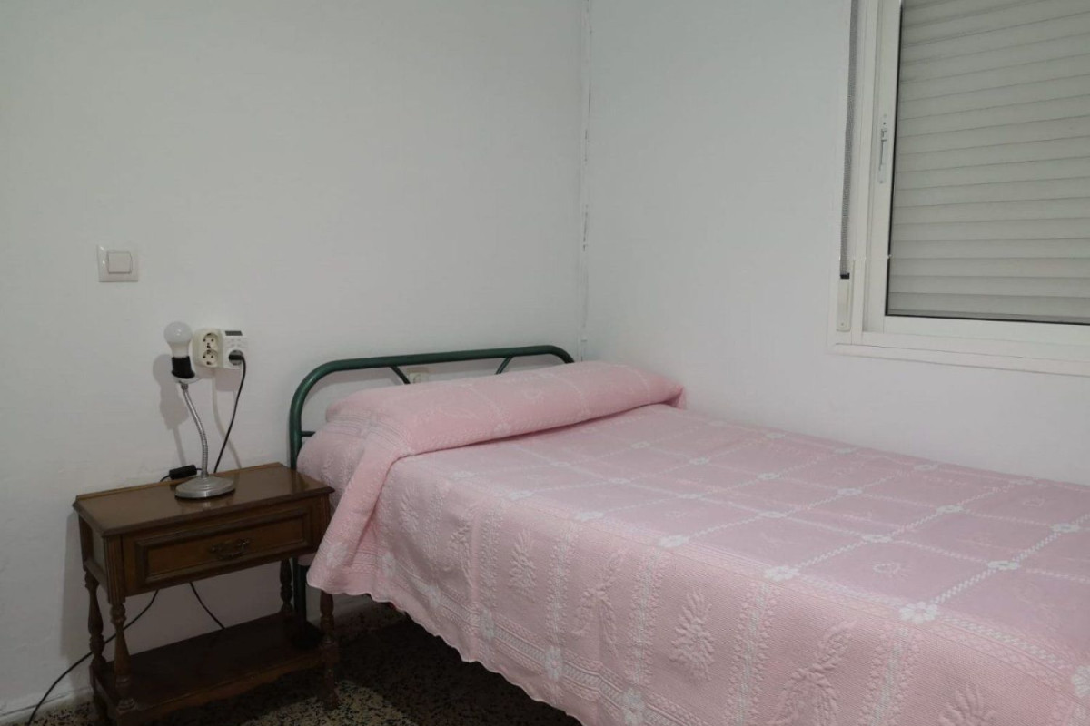Продажа отдельного шале в  Центро , Алхесирас photo 4