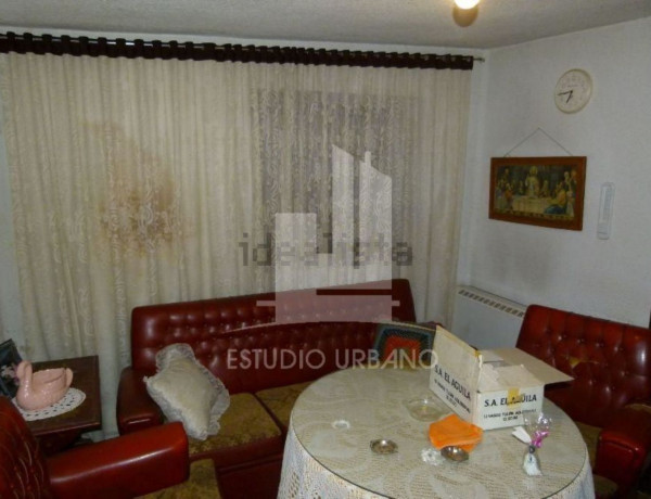 Chalet independiente en venta en , Cabrerizos thumbnail 1