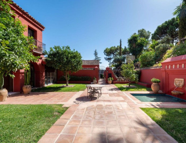Chalet independiente en venta en El Madroñal , Benahavís thumbnail 2