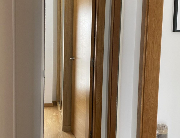 Piso en venta en Calle das Santas Mariñas, 44, Santiago de Compostela thumbnail 1