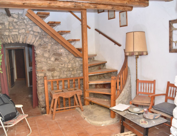 Casa de pueblo en venta en calle Nou, 6 photo 2