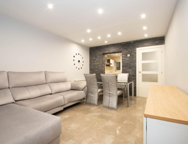 Bajo en venta en  Vallparadís - Escoles , Terrassa photo 2