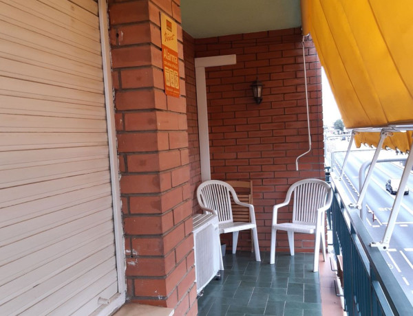 Piso en venta en Carretera de Santa Creu de Calafell, 38, Gavà thumbnail 1